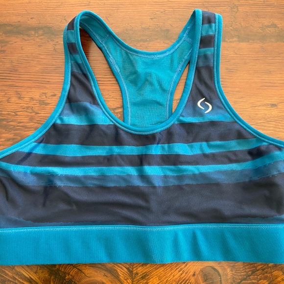 TWO Brooks Moving Comfort pullover racer-back sports bras - Picture 2 of 4